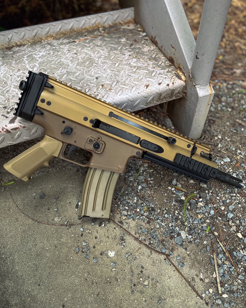 Great things come in small packages 📦🤏

@FN_America 
#FNAmerica #FNSCAR15P #SCAR15P