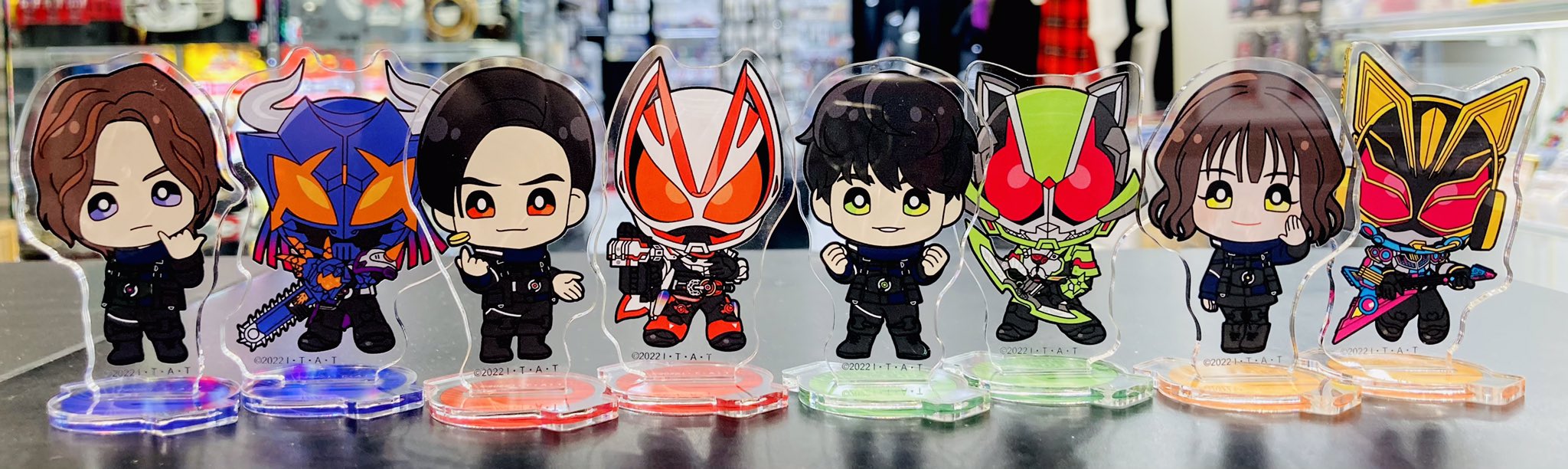 【画像2枚あり】仮面ライダーギーツ　ツムリ　グッズ　缶バッジ　フレームマグネット 画像2枚あり】仮面ライダーギーツ ツムリ グッズ 缶バッジ