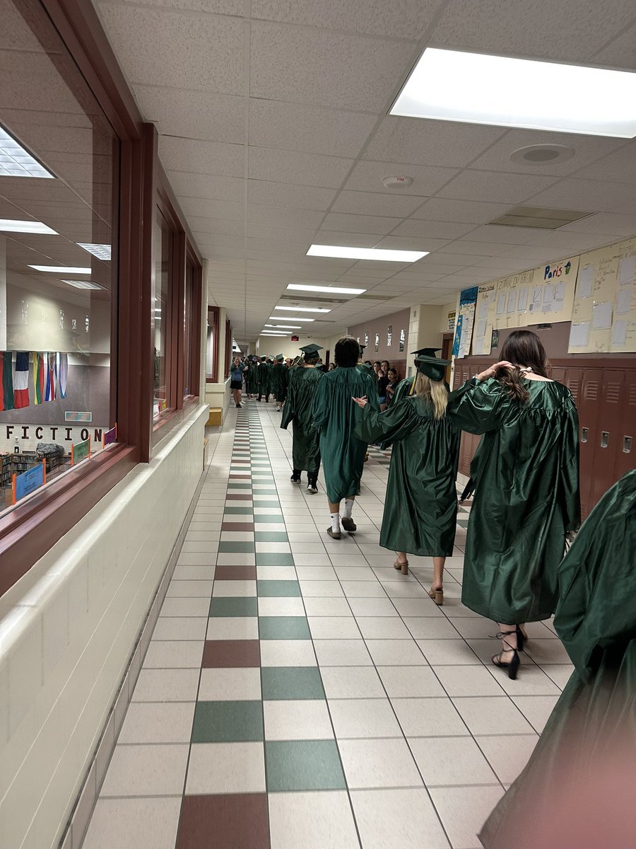 GBPreble's tweet photo. Graduation walk at Red Smith #gradwalks https://t.co/DXSeA80bHj
