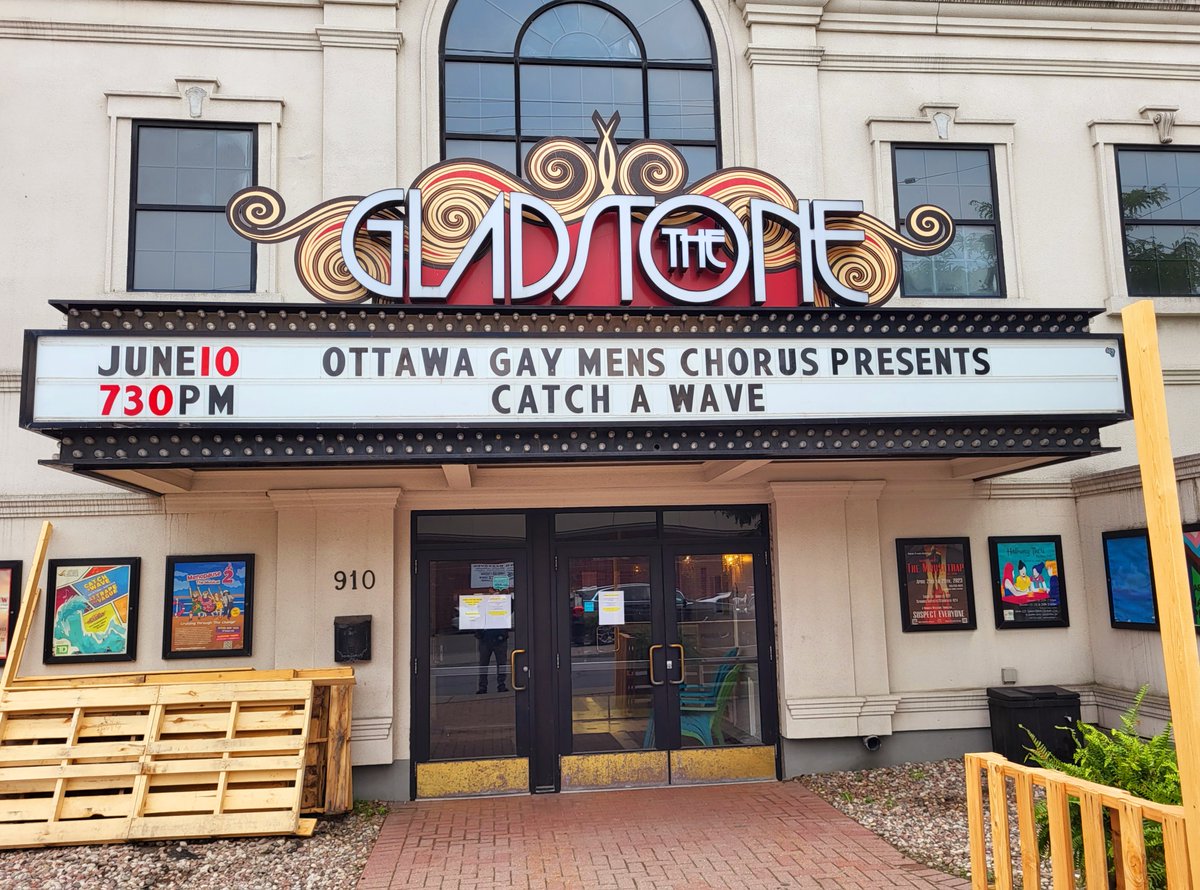 It's official!  CGOGMC presents "Catch a Wave" at The Gladstone Theatre, this Saturday (June 10) at 7:30 pm. 

C'est officiel !  Le CGOGMC présente « Attrape une vague » à The Gladstone Theatre, ce samedi (10 juin) à 19 h 30.

thegladstone.ca/catch-a-wave/