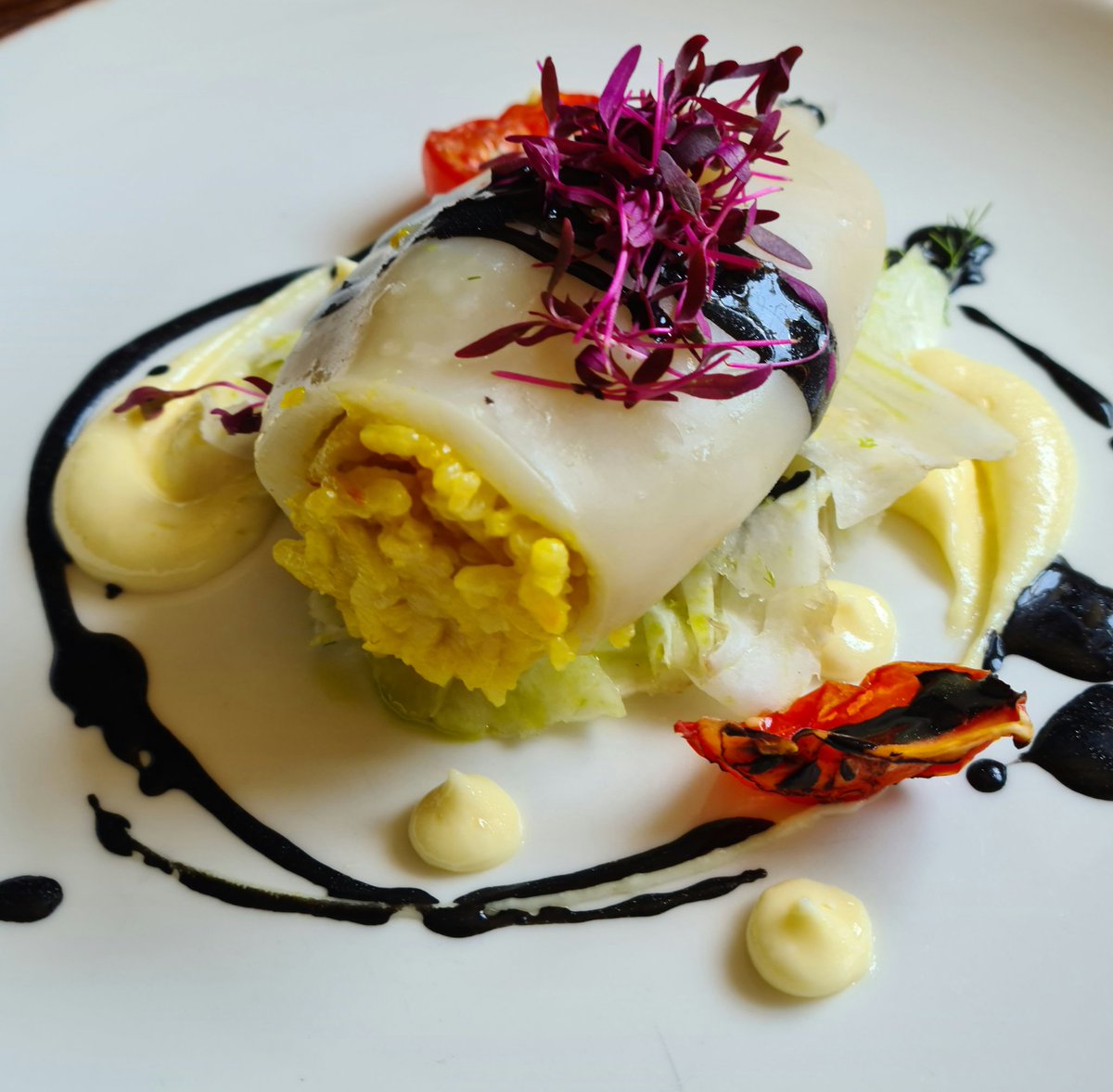 Slow Cooked Squid🦑
Paella, fennel and saffron aioli
On this week