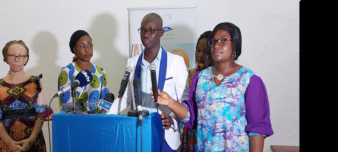 ONGFESAF's tweet photo. Ce mardi 6 juin, les élèves se sont affrontées pour le titre de “ Miss Maths” San Pedro.

Le concours organisé par la Société Mathématiques de Côte d'Ivoire (SMCI), a été honoré par la présence du Professeur Saliou Touré, fondateur de la SMCI.
L’ONG FESAF était de la partie. https://t.co/NC89gzi0cb