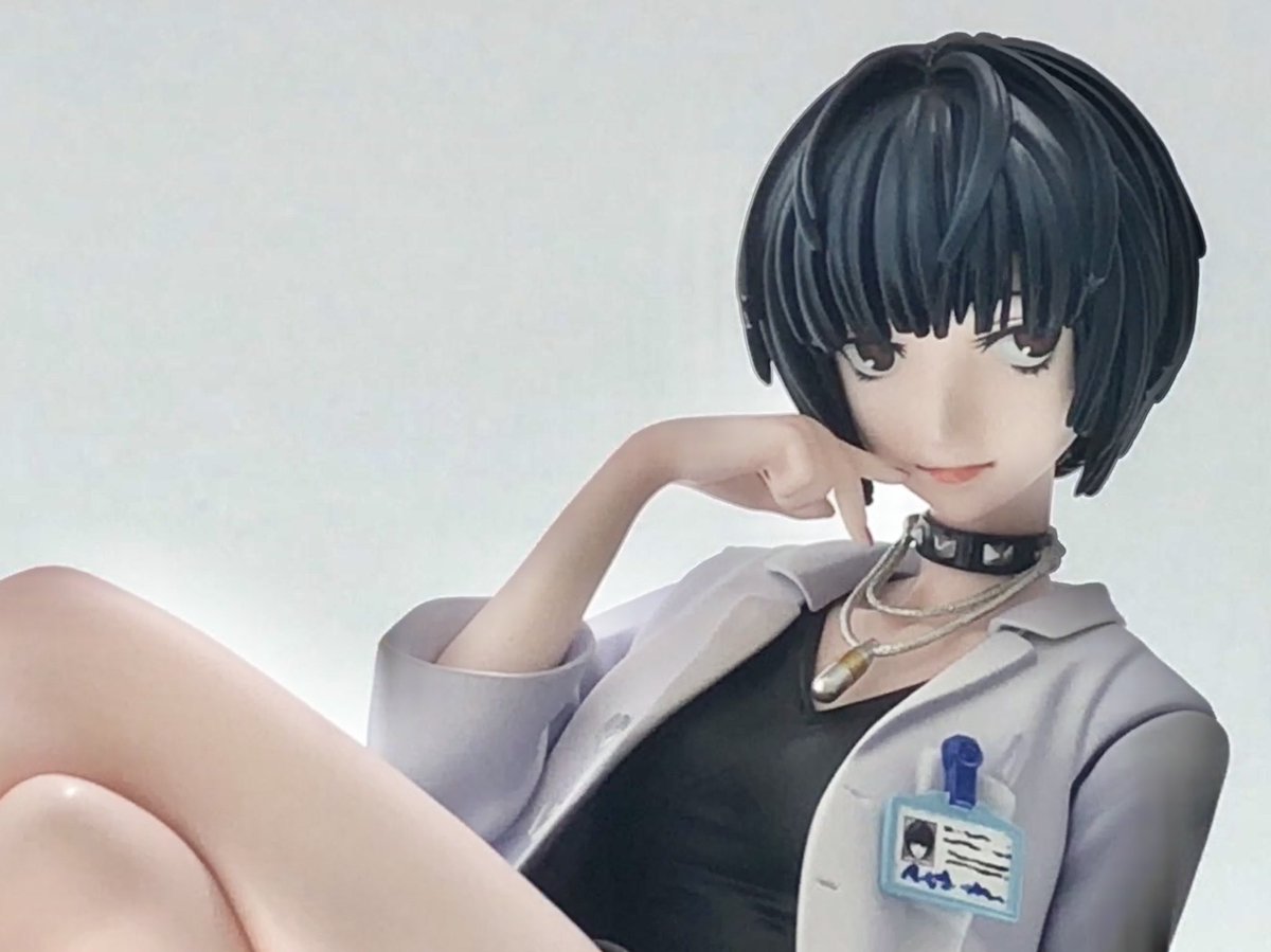 「フィギュア買うか迷ってる人の背中を押すために ワンフェスの時の武見先生も載せてお」|低浮上ミラクルユウキ原稿中のイラスト