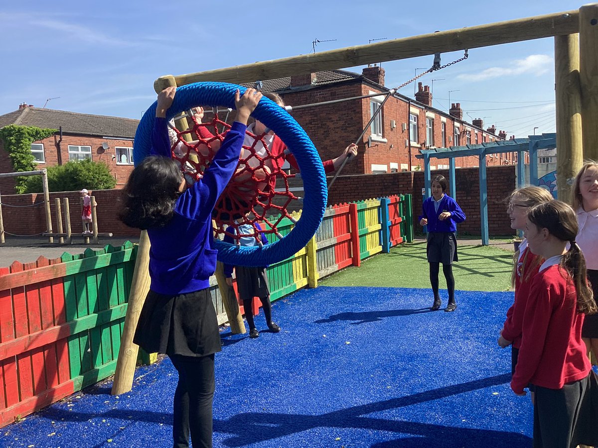 Ms Carver tweet media