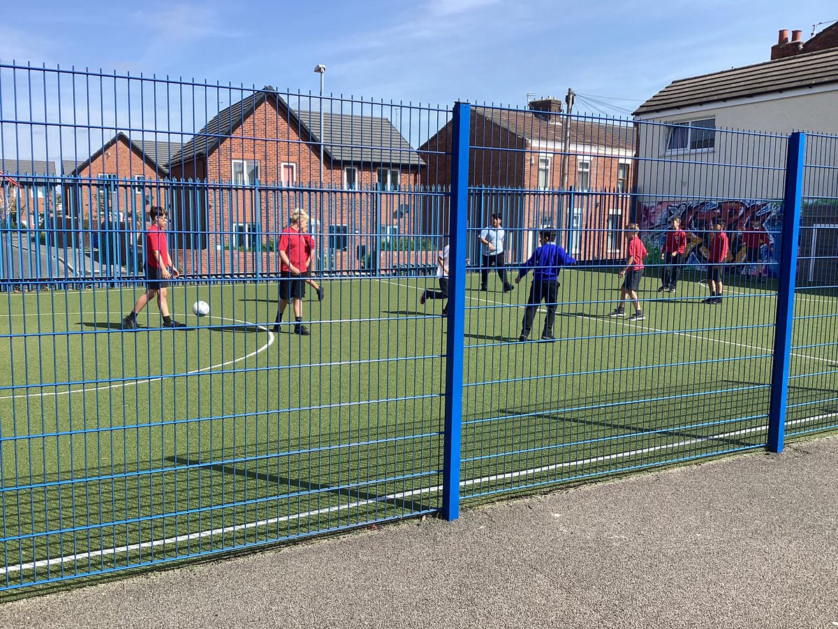 Ms Carver tweet media