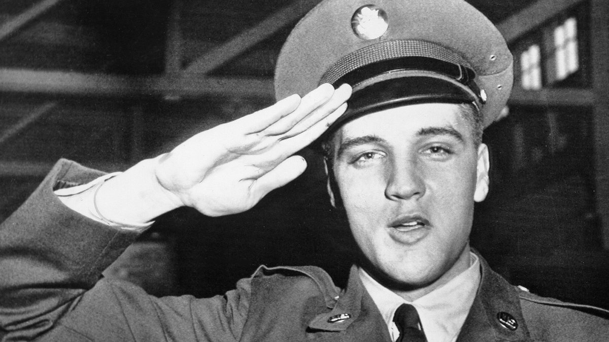 This afternoon (June 8th) at 4:35pm on the excellent <a href="/TalkingPicsTV/">Talking Pictures TV</a> (Sky channel 328 / Freeview 82 / Freesat 306 / Virgin 445) is a screening of the 1993 documentary ‘Private Elvis’.
A great way to spend the afternoon.
#Elvis #ElvisHistory #ElvisPresley
#Elvis2023