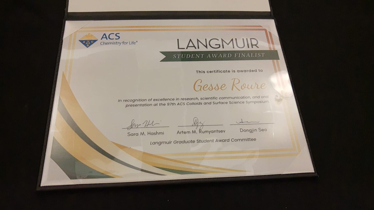 gsroure's tweet image. This week, I presented my work on a permeation network model for swelling of W/O/W emulsions at #ACSColloids at @NCState! Honored to be a finalist for the prestigious Langmuir award.