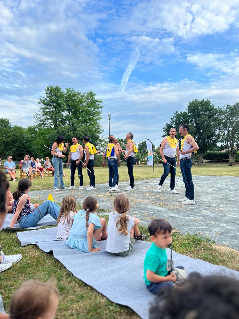 NiortAgglo's tweet photo. #NiortAgglo #Niort Festival #La5eSaison : hommage à Freddie Mercury ce soir à #Thorigny #ValDuMignon 😉 avec une représentation chorégraphique détonante. Prochaine représentation le 18 juin à #Prahecq https://t.co/1H6129qnao https://t.co/nxeLlymhbq
