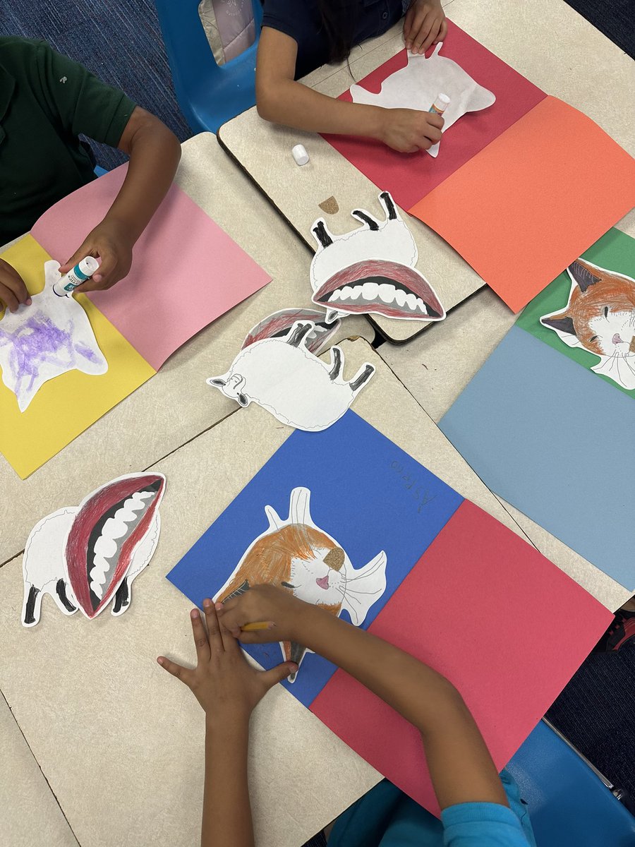 tacoboutkinder's tweet image. Summer School this week has been amazing! ☀️ I get to work with one of my best friends and teach kindergarten again 💕…. Oh and we got to eat some delicious breakfast! Thank you @hearnehusky for having me this summer 🙌🏽💕 #summerschool #kindergarten #aliefisd