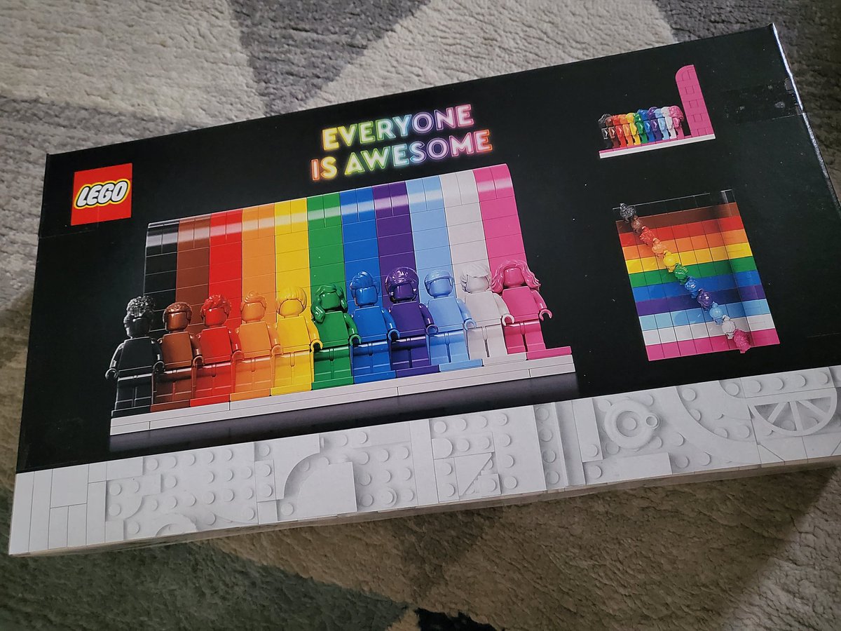 Let's gooooooo! #everyoneisawesome #pridemonth #pride #LEGO