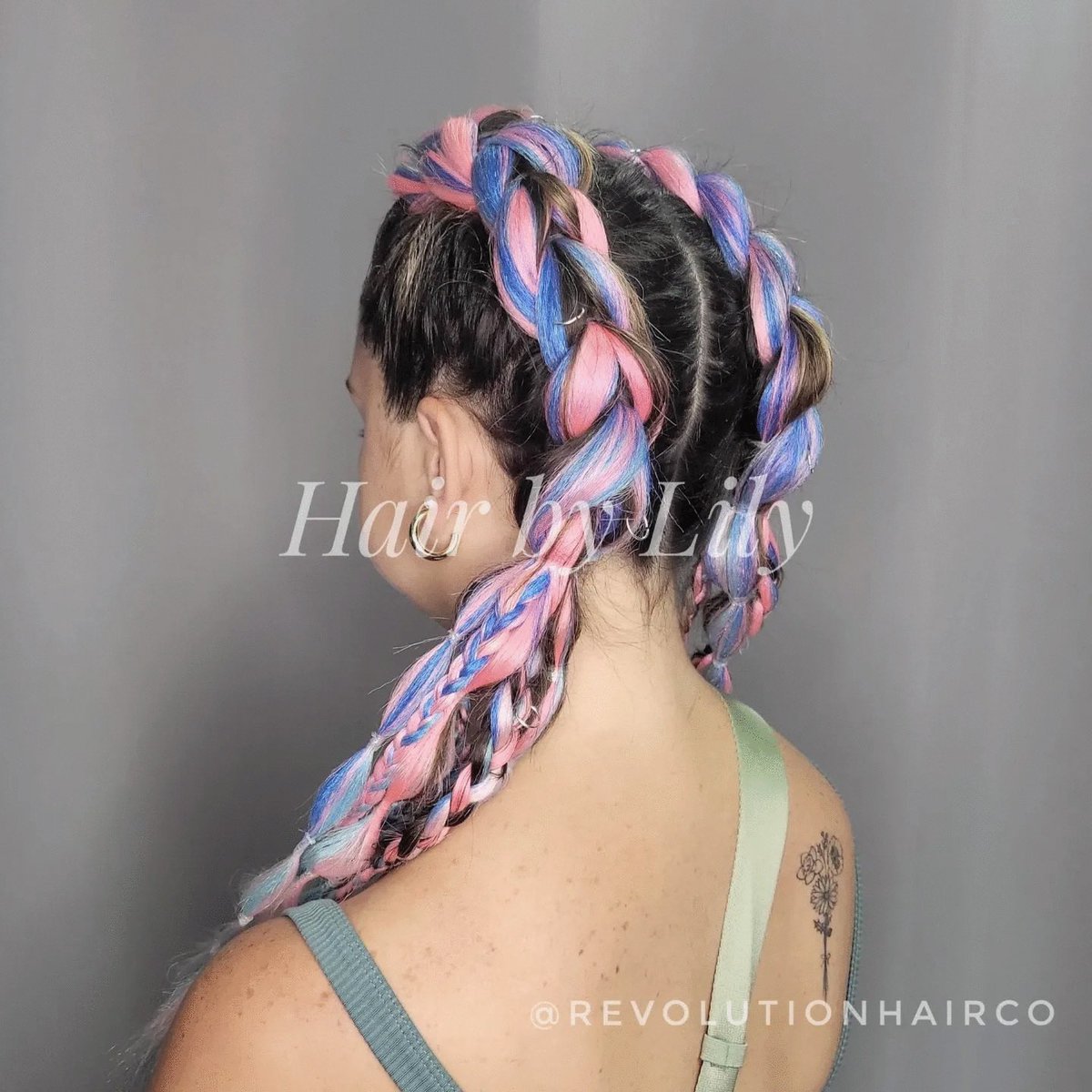 ooo festival hair season!!!! 

#hairsalon #hairlove #hairtrends #metaphysicalshop #metaphysicalstore #metaphysicalsalon #salon #revolution #revolutionhairco #festivalhair #festivalseason2023 #festivalfashion #festivalhair2023 #sunsetmusicfest2023 #smftampa #ravebraids