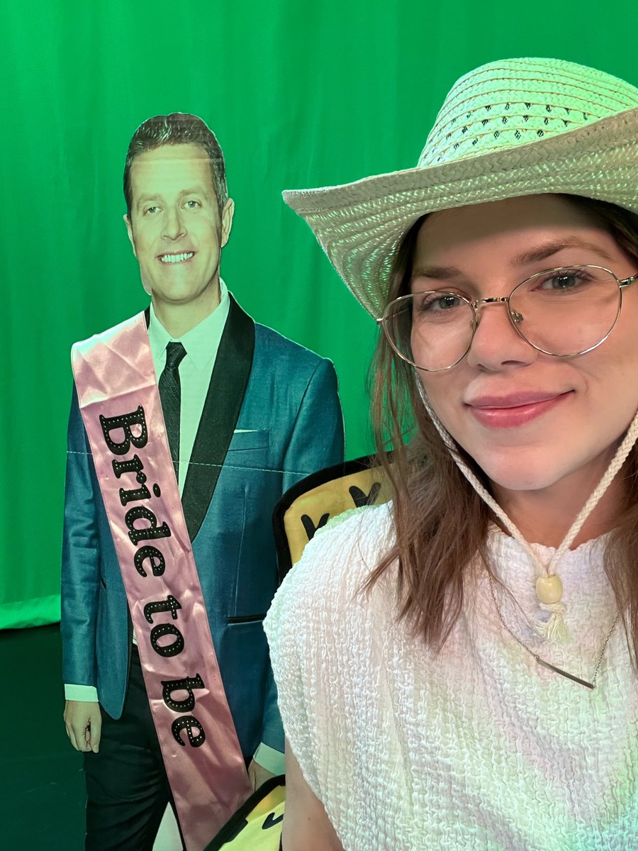 TaraLongest's tweet photo. we're streaming live with our best bud geoffy k https://t.co/UTw4YjLo0F https://t.co/ci99Ncsrtc