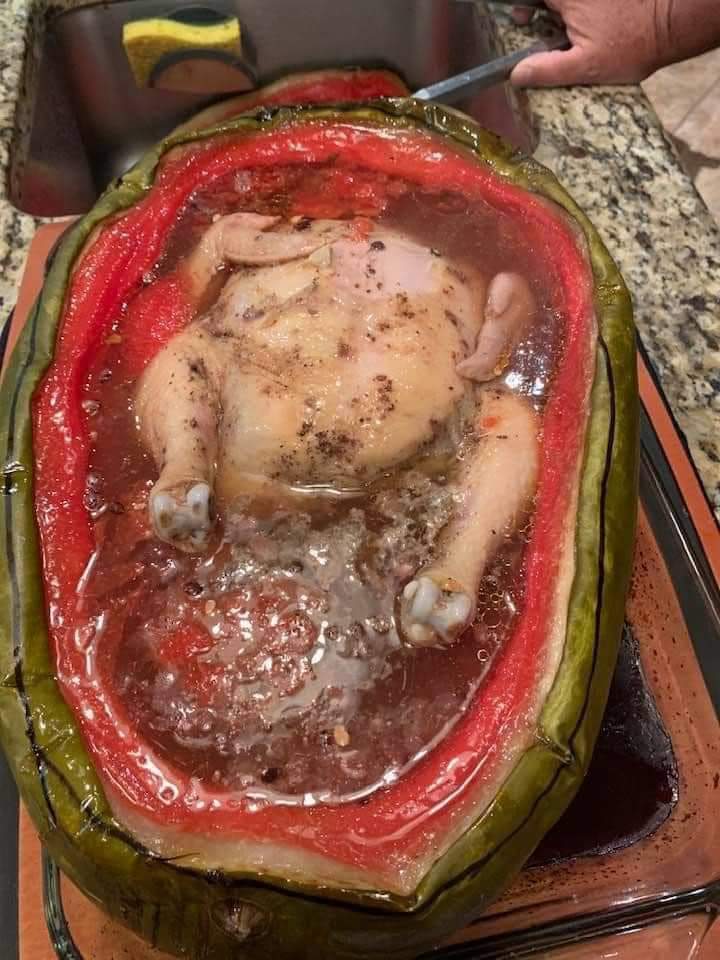 angelferxoxo's tweet photo. Me as a Makoti trying to impress my in-laws for the first time 🔥🔥😆😆 https://t.co/pvXyAROkxA