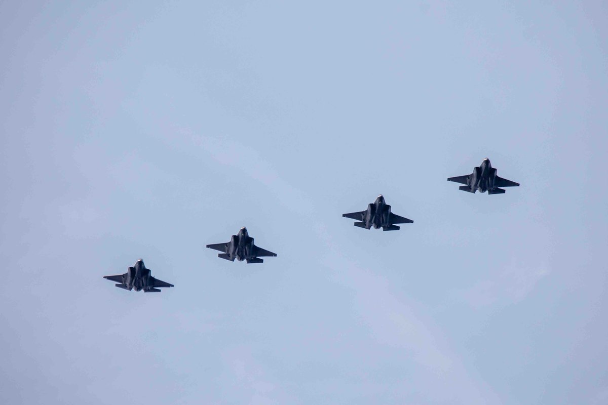 Na twee weken deel te hebben genomen aan de oefening #ACE23 komen gevechtsvliegtuigen van het Air Combat Command #ACC weer terug naar  🇳🇱 

Op vrijdag 9 juni 2023 komen de #gevechtsvliegtuigen in de avond terug naar <a href="/VlbVolkel/">Vliegbasis Volkel</a>