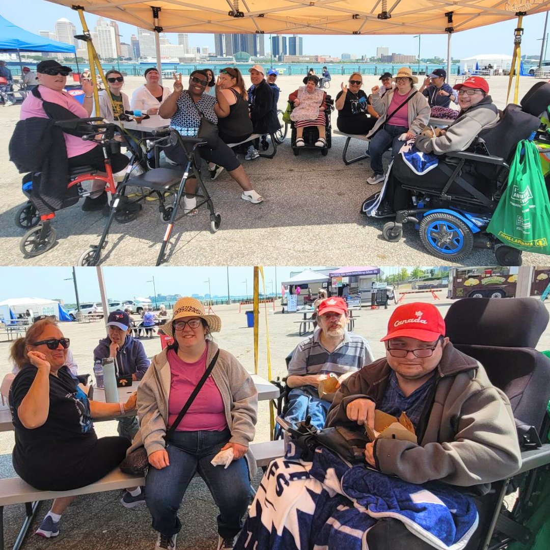 ALSOGroupOnt's tweet photo. Today we went down to the riverfront to celebrate Windsor Poutine Feast ๐๐จ๐ฆ
#WindsorON #windsorontario #yqgbusiness #WindsorEssex #yqgwindsor #yqg #poutine #poutinefest #poutinefeastwindsor #poutinefeast https://t.co/HOpWzMd0xm