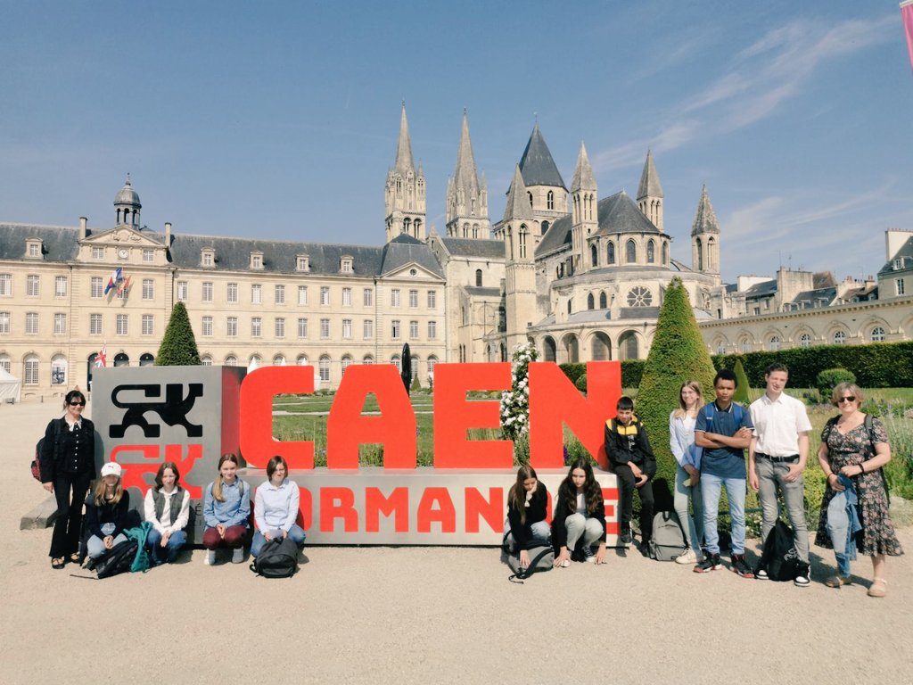 Collège Victor Hugo - Rugles tweet media