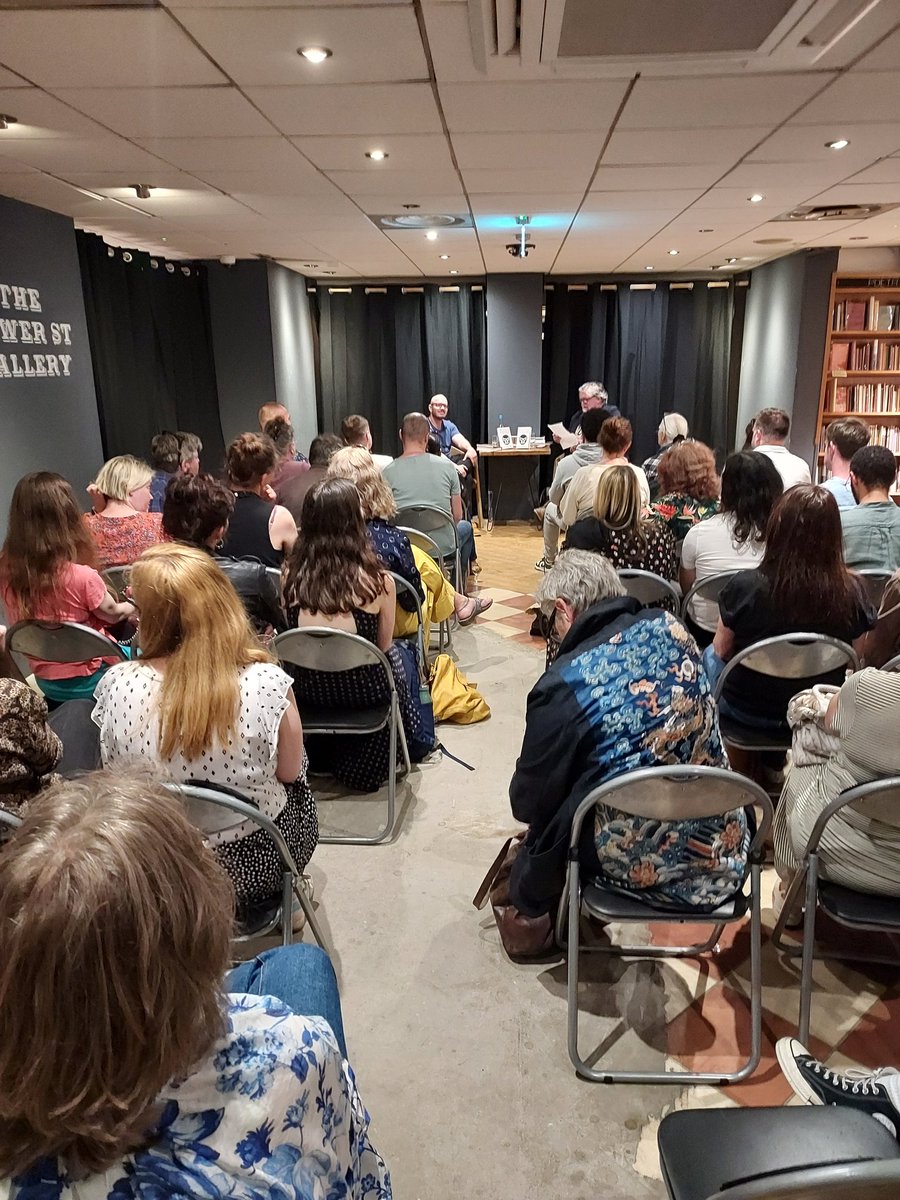 phewwwwww's tweet photo. Really good evening at London launch of #breakingkayfabe by @wesbrownwriter on @Ofmooseandmen Bluemoose books. Sorry I didn't get to meet you Wes. I had to shoot off to another event https://t.co/WumCbanXZJ