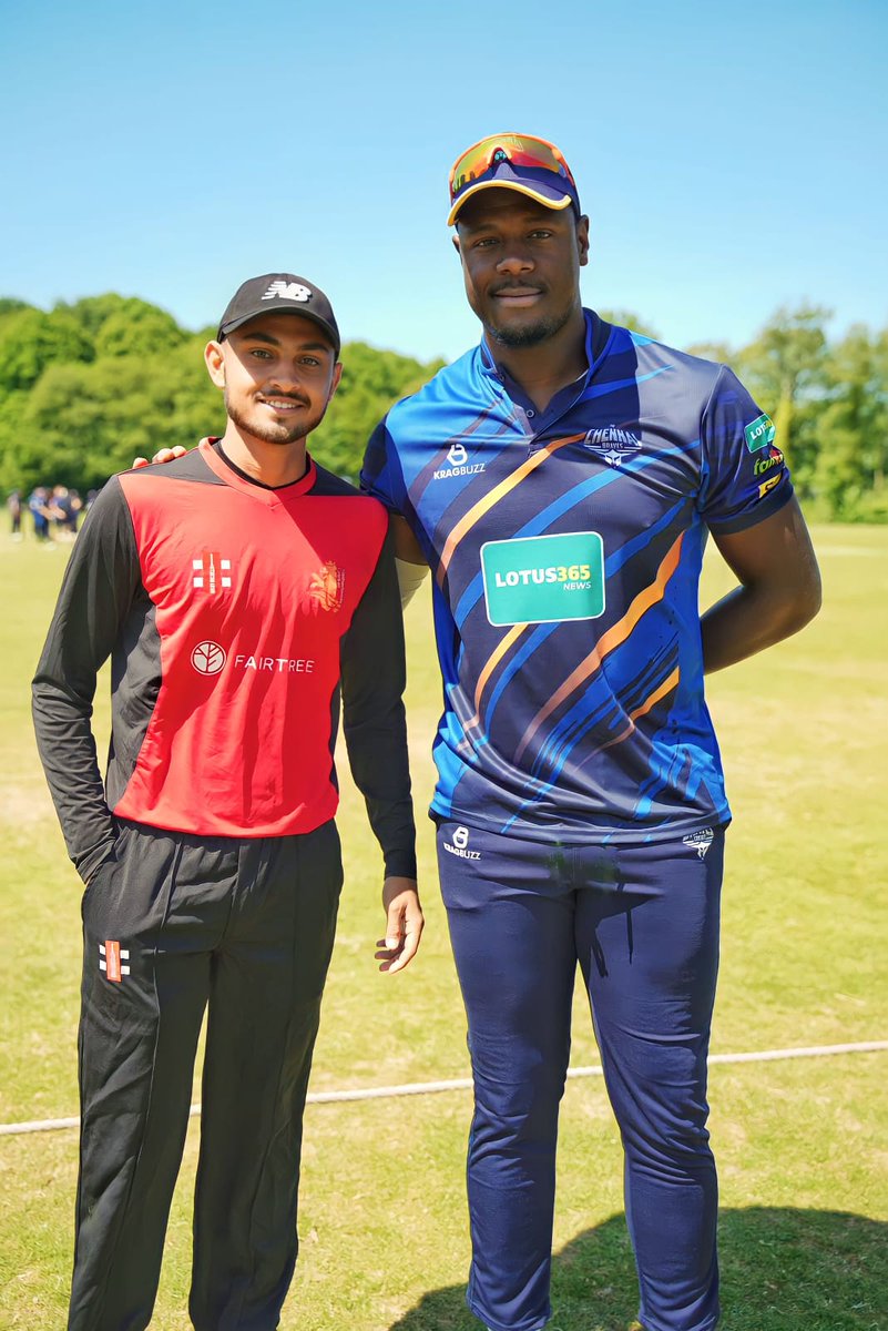 Aaliyan09's tweet photo. Great to be in Action in Rotterdam Netherlands with the Big Man @CRBrathwaite26  🤙

Absolute Legend  of the Game 👏

#CarlosBrathwaite #Cricket #Brothers #CricketTwitter https://t.co/RNnnhn6ujx