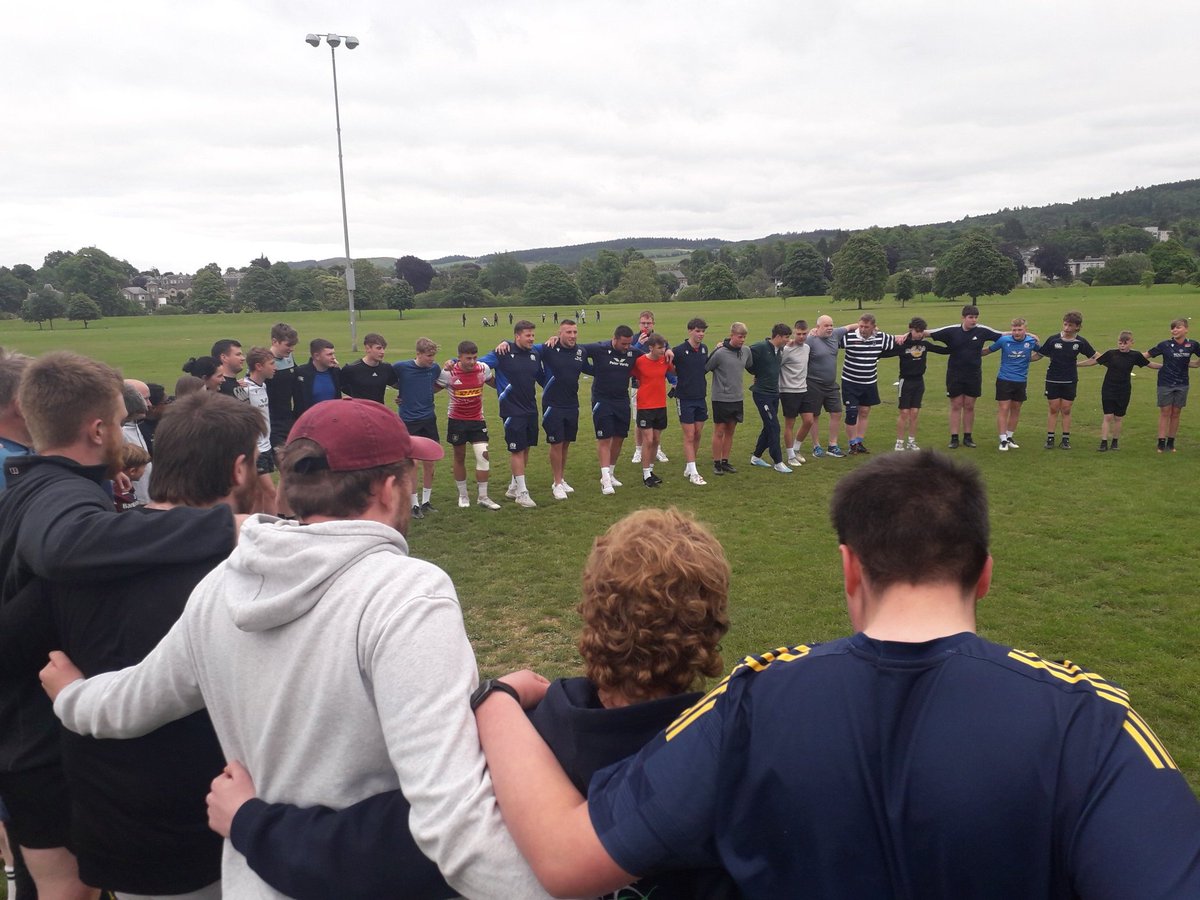 Surprise visitors @PerthshireRugby #tartantouch. Huge thanks to Zander, Matt, Murphy, Jamie, David & Pieeter. Best wishes for the World Cup.
#asone @Scotlandteam @happyeggshaped @scotrugbycoach @ScotRugbyBlog 
@sportscotland @PapaJohns