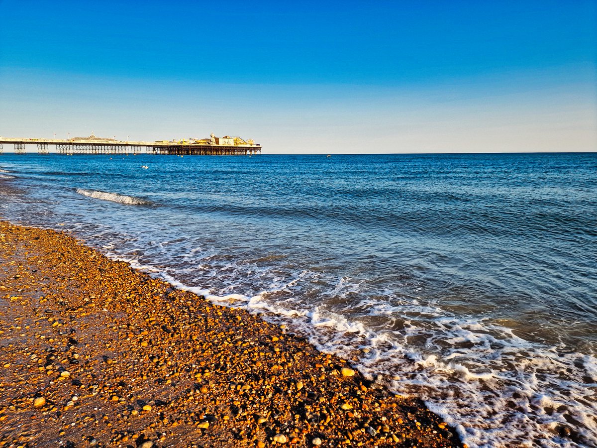 Last weekend in Brighton.
#brighton #beach #brightonbeach #brightonuk #brightonpier #palacepierbrighton #seaside #travelphotography #travelphoto #holidayphotography #mypic #happydays #stunningplace #bluesea #lastweekend #lovebrighton #travelphotography