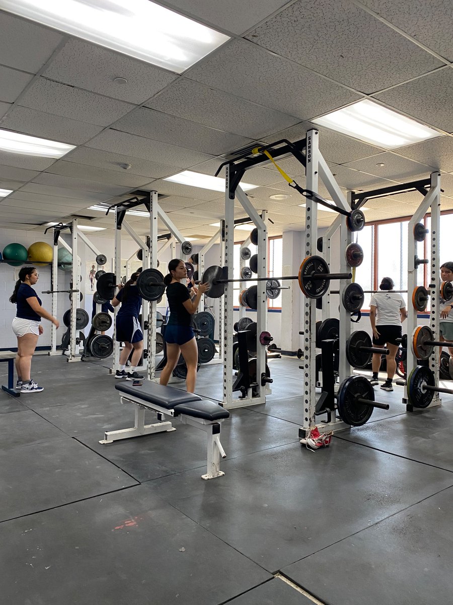 Del Valle Girls’ Basketball tweet media