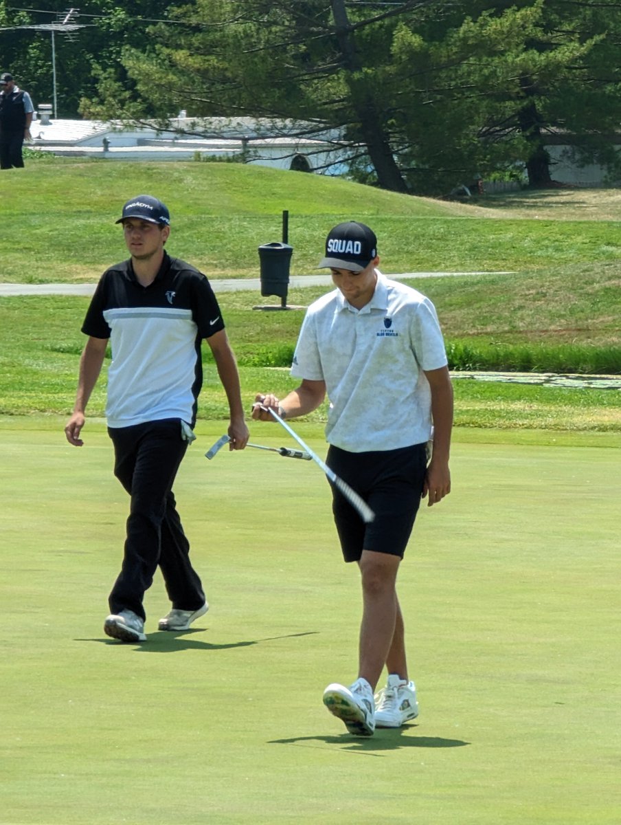 TiptonHS's tweet image. Golf Regional Update: With a team score of 303, the Blue Devils advance to state! The boys finished 2nd as a team.

Gavin hare finished 3rd overall (-1).

Maverick Conaway(-2) is in a playoff for overall champion!

Congratulations, Blue Devils!