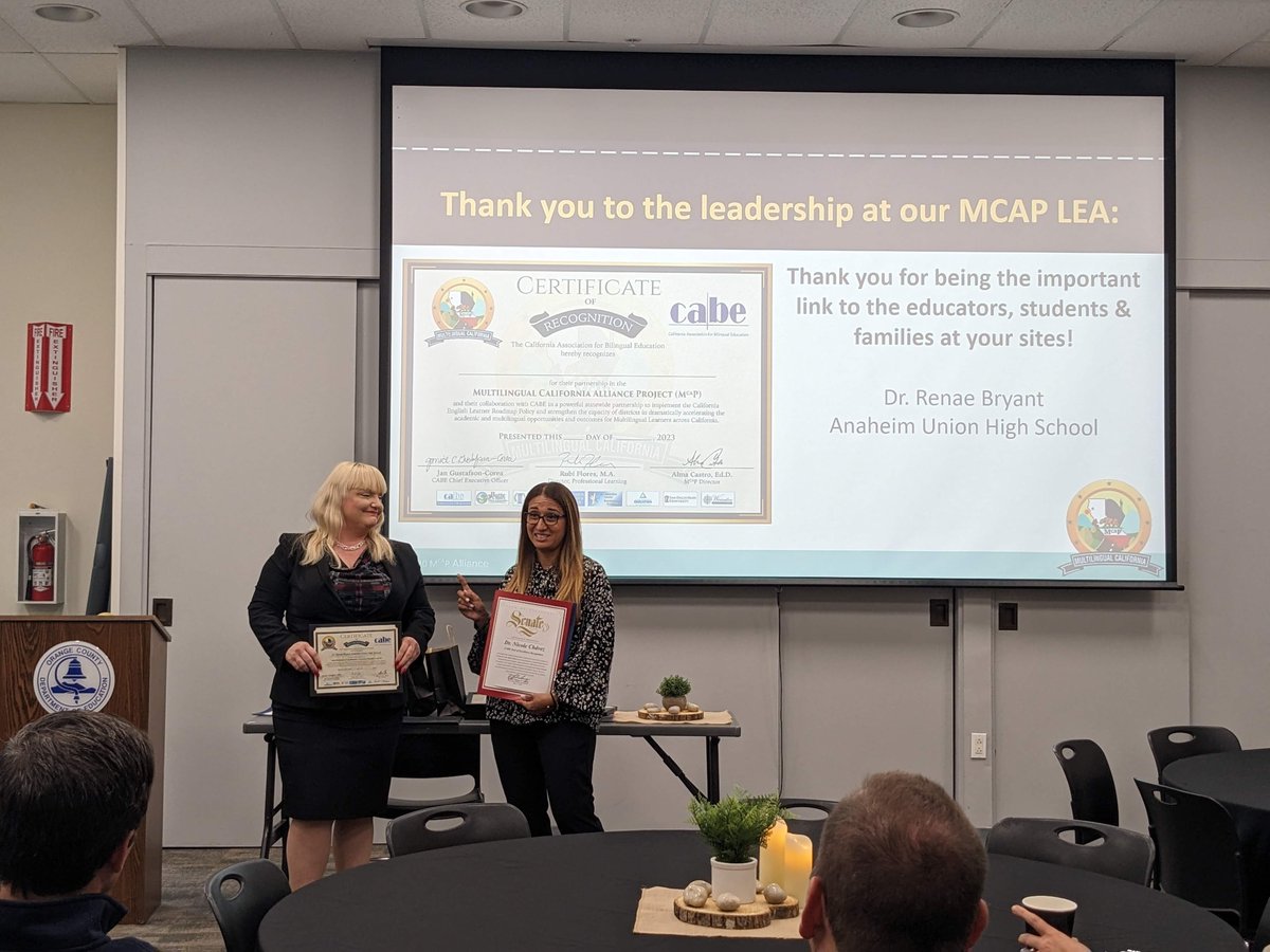 mcapalliance's tweet photo. Yesterday MCAP celebrated with OCDE: County &amp; school leadership, GLAD facilitators, our FACE team &amp; interpretation team who facilitated family sessions, and some of those participating families! This has truly been a #MCAPAlliance for a #MultilingualCA! ❤️ https://t.co/YYCvXwyUgW
