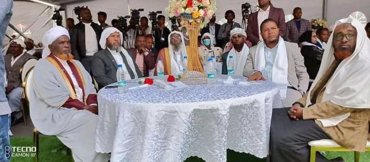 ተፈጻሚነቱን እንጠብቃለን!በተለይ እነዛ ህንፃ ላይ ቆመው ስናይፐር ሲተኩሱየነበሩ፣ጂማፈትሕመስጅድ ቀጥታ ወደ ህዝብ ሲተኩሱ የነበሩ፣ እነዛ አባታችንን ሲያሰቃዩየነበሩ፣በእስርቤትወንድሞቻችንላይኢሰብዓዊ ድርጊት ሲፈጽሙ የነበሩ፣ ሊጠየቁ ይገባል