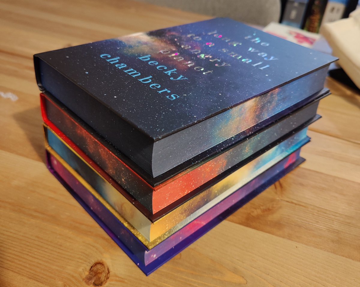 darylweir's tweet photo. After seven weeks lost in the Finnish postal service, my Wayfarers special editions finally showed up 😍 https://t.co/BTEhFh25q4