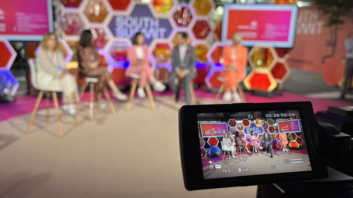 VLC Tech City (@vlctechcity) on Twitter photo ✨ Gran experiencia en #SouthSummit23, donde València participa por 1ª vez con una delegación propia impulsada por <a href="/valenciactiva/">Valencia Activa</a>.
El ecosistema emprendedor local está demostrando, una vez más, que València es cuna de talento e innovación.
It's #Time4València! 👏 ✨ Gran experiencia en #SouthSummit23, donde València participa por 1ª vez con una delegación propia impulsada por <a href="/valenciactiva/">Valencia Activa</a>.
El ecosistema emprendedor local está demostrando, una vez más, que València es cuna de talento e innovación.
It's #Time4València! 👏