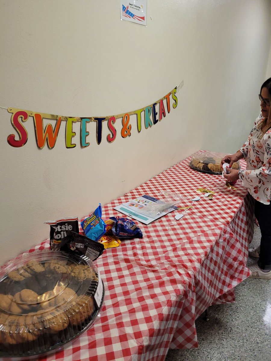 CentralEse's tweet photo. Admin team preparing for our annual staff appreciation lunch. Today we celebrate our school psychologists, school social workers, speech-language pathologists, staffing specialists, clerical staff, &amp; custodial staff for a great year! Thank you for your service! @alfredi93971166 https://t.co/BRCOCGBWtR