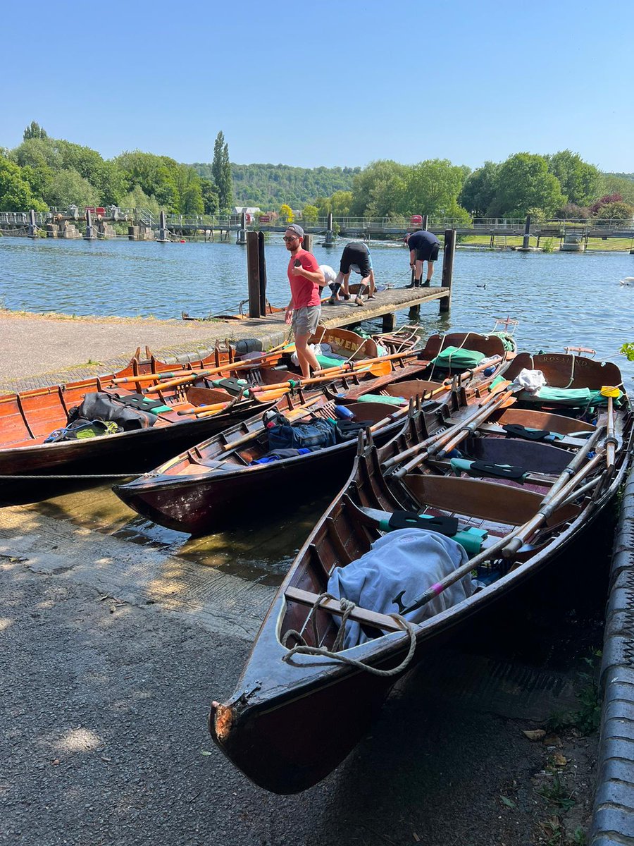 Day 3 of The Thames Rowing Challenge done! Day 4 is underway, heading to Windsor. Determination and your support fuel our team. 22 miles, 6 locks, memorable moments. Aches & sore hands are a small sacrifices. Keep the momentum! Honor Billie's memory donate buff.ly/44OcVL9