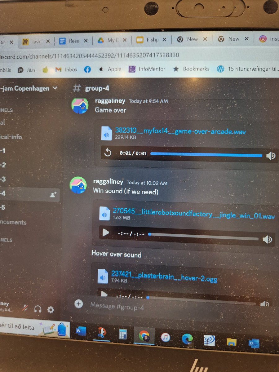 Marcy frá USA, Matji frá Serbíu eru snillingar í leikjahönnun, MC frá Japan vinnur með myndir og ég finn hljóð fyrir leikinn, skrifa greinagerð af hverju við erum með þessa hugmynd. Á morgun á að prófa leikinn í two player og þá er námsk. búið #menntaspjall #millonollo