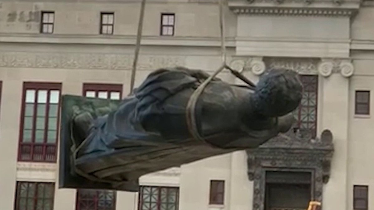 SteveSummersIRL's tweet photo. @ColumbusCouncil I thought imprisoning Christopher Columbus was going to fix everything. 

#FreeChristopher https://t.co/p5Y3Do8MxO