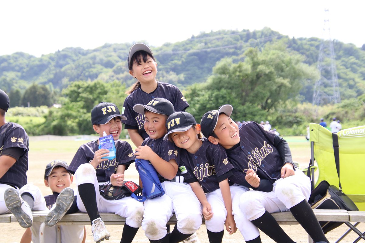 FRaijins's tweet photo. 子供達の笑顔は今年も健在です☻ https://t.co/S58brW6A5k