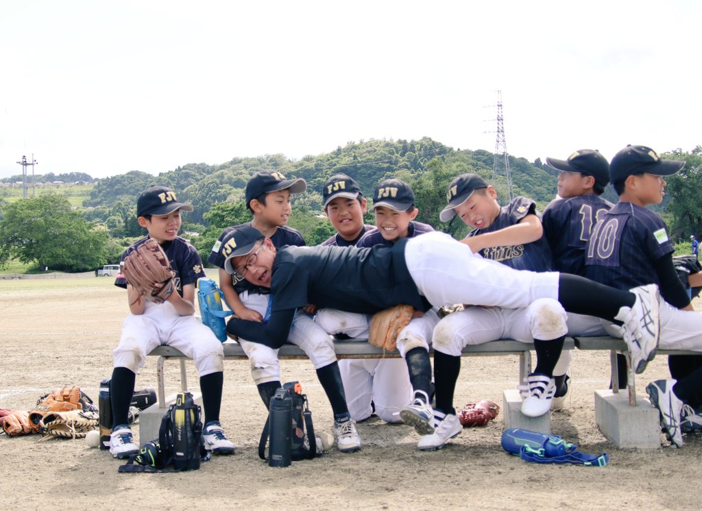 FRaijins's tweet photo. 子供達の笑顔は今年も健在です☻ https://t.co/S58brW6A5k