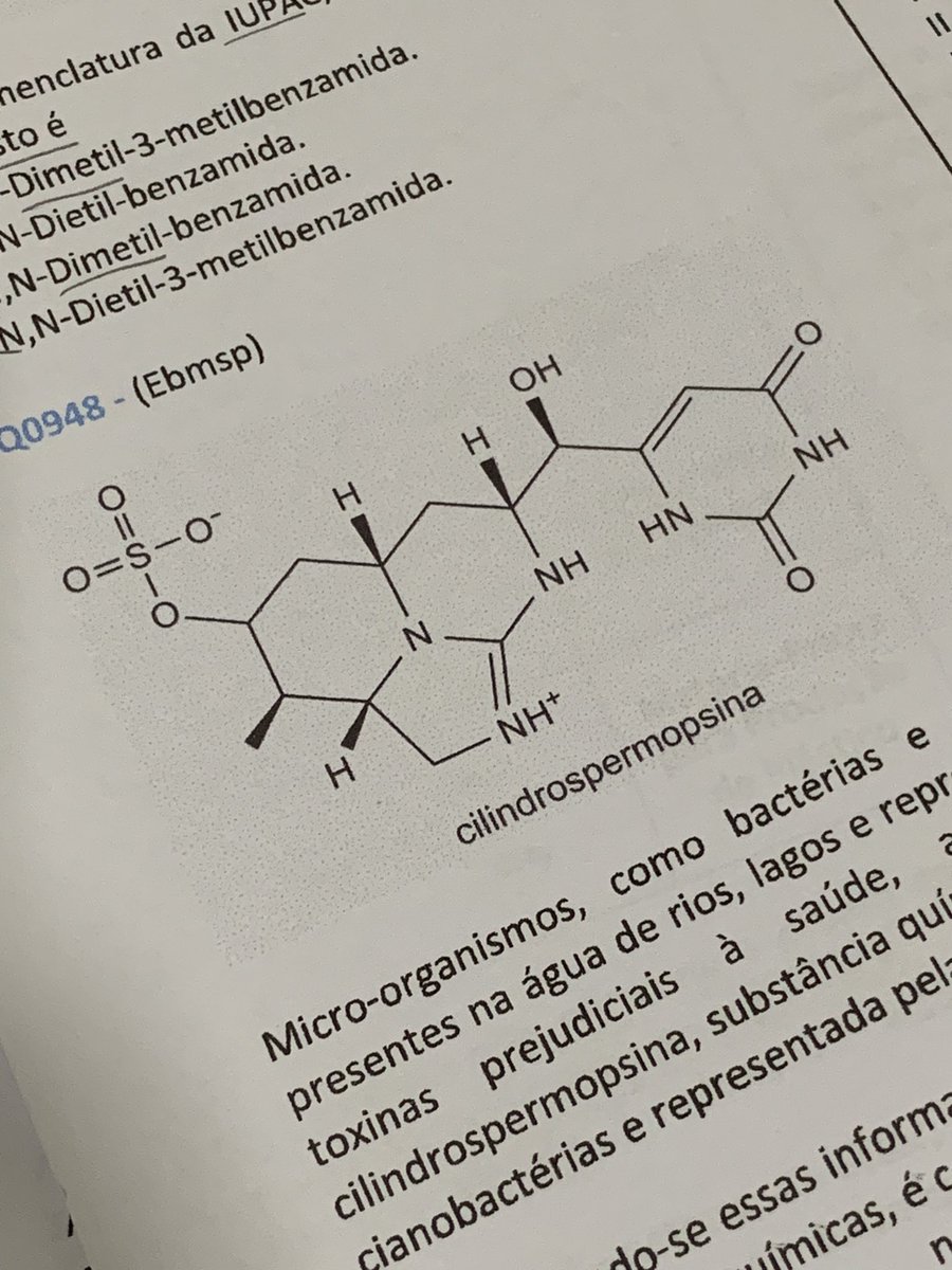 isabenkyo's tweet image. acho química orgânica tão linda