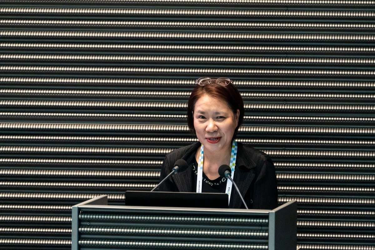 ISSACOMM's tweet photo. @ClaudeChaagen @AlossAsbl @gouv_lu @LUinGeneva @DeSchutterO @AnneGoedert, Goodwill Ambassador  @MFA_LU moderated today's excellent panel on #HumanRights, #SocialRights and #SocialSecurity, with: 

🇺🇳Jung Rin Kim @UNHumanRights 
👩‍💼@PlazaStern @soc_protection 
🇪🇺Laurent Aujean @EU_Social 
🇱🇺Amélie Becker @gouv_lu 

#ISSAtechnicalseminar https://t.co/gsTNWbr5NI