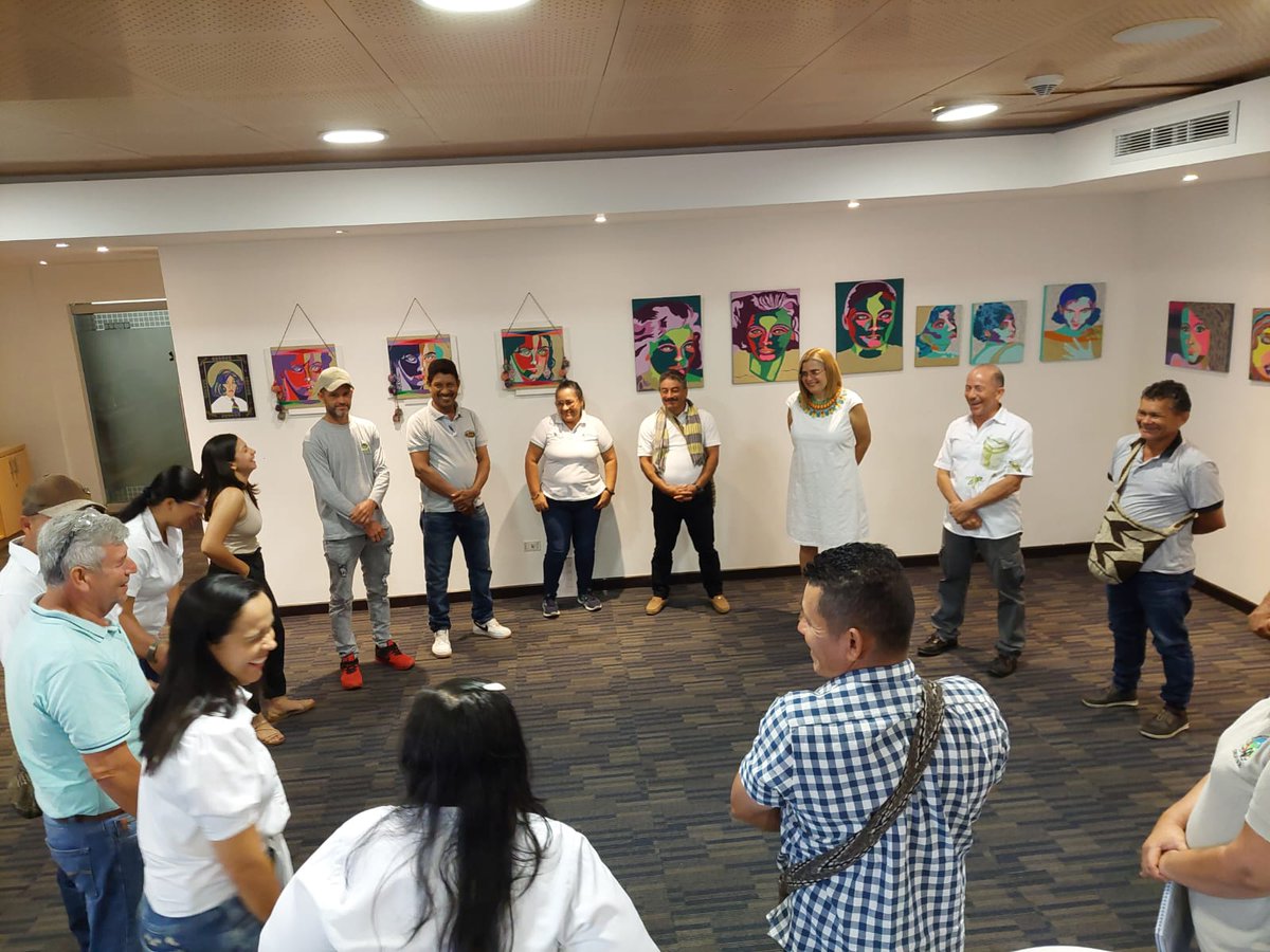 El Taller FACT es un espacio de encuentro, un lugar en el que las organizaciones de productores comparten sus ideas y trabajan para elaborar propuestas de incidencia para el desarrollo.
<a href="/acodea_/">Acodea</a> 
<a href="/REDECOLSIERRA/">RED ECOLSIERRA</a> 
<a href="/UEenColombia/">Unión Europea en Colombia 🇪🇺</a> 
#ConLaSociedadCivil
linkedin.com/posts/rafael-l…