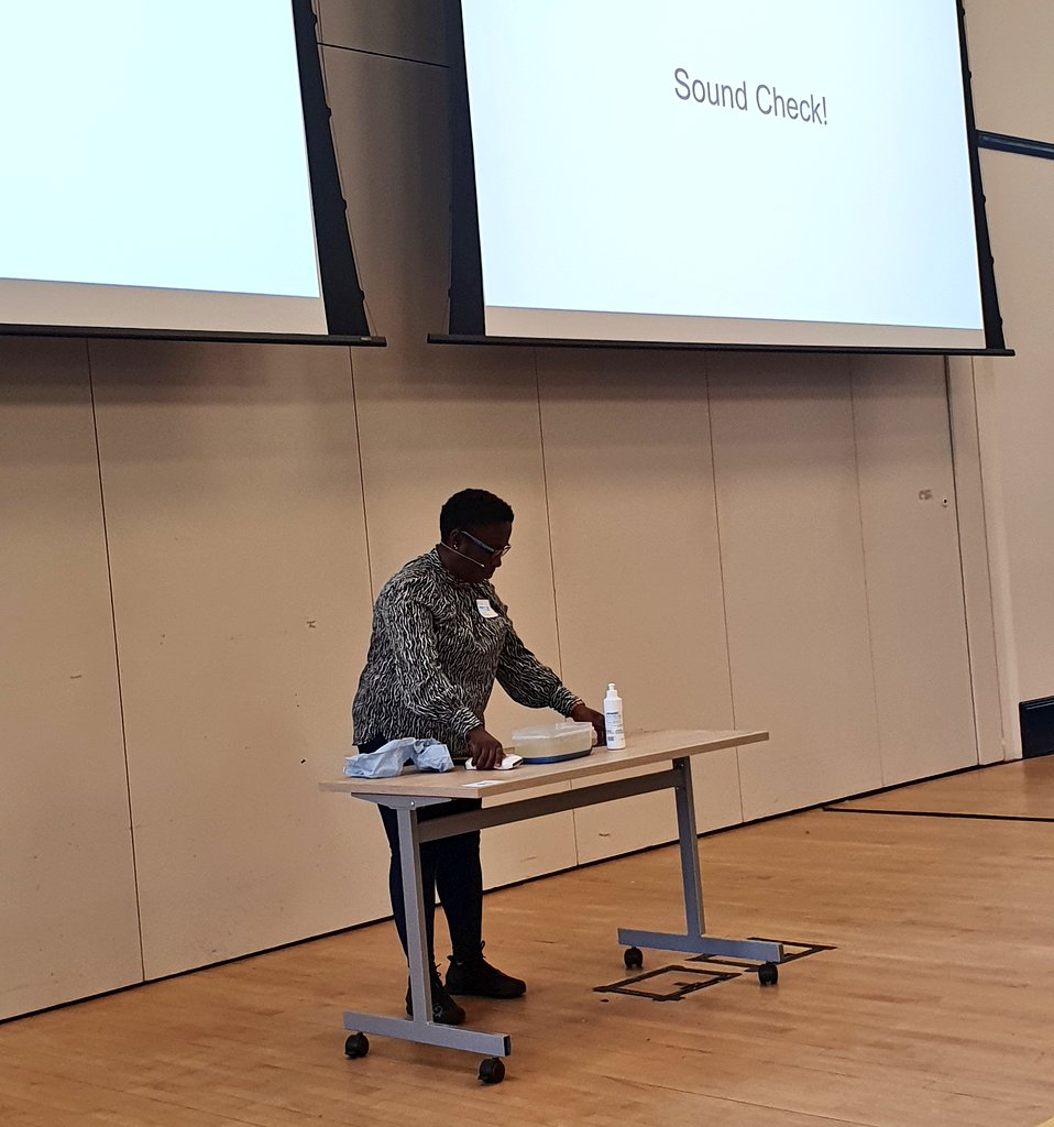 We love to hear from <a href="/NugaBeee/">Bunmi</a> about her work on ultrasound and it's applications in health care! 
We love the shout out to <a href="/GlasgowSciFest/">Glasgow Science Festival</a> as well!