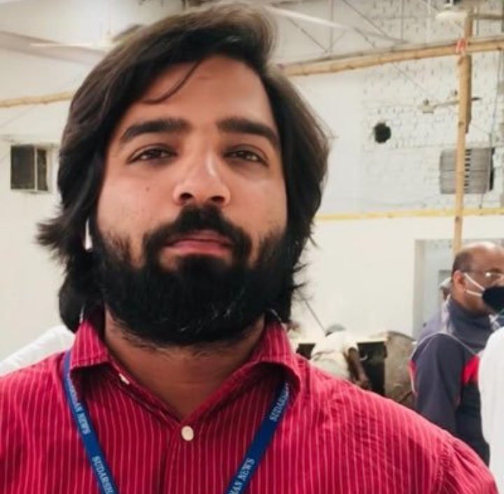 देश का सबसे बड़ा हिंदू-मुस्लिम नफरत और हिंसा फैलाने वाला पत्रकार, यह पत्रकार नहीं पत्रकार की लिबास में वह भेड़िया है जो हमेशा नफरत और हिंसा फैलाता है और देश में अशांति कायम करना चाहता है। कानून व्यवस्था को भंग करना चाहता है इस पर कार्यवाही कब?
<a href="/KumaarSaagar/">Sagar Kumar “Sudarshan News”</a> <a href="/PMOIndia/">PMO India</a> <a href="/ravishndtv/">ravish ndtv</a>