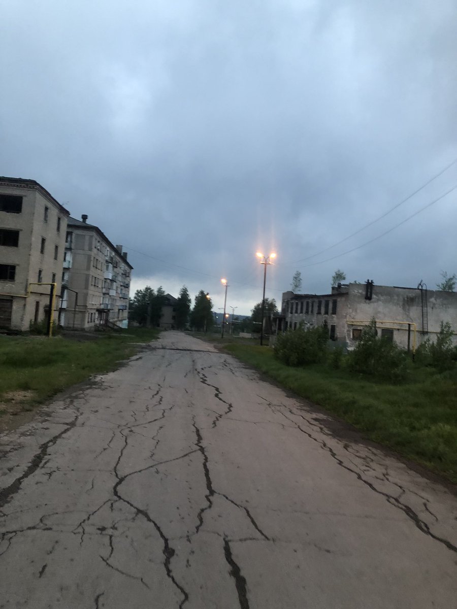 SergKeySi's tweet image. Был в поселке Юбилейный (Гремячинский район Пермский район). До сих пор там живут мои родственники - пенсионеры. Много флэшбеков словил, поскольку проводил в детстве там летом много времени. Но в то время после был многолюден и процветал.