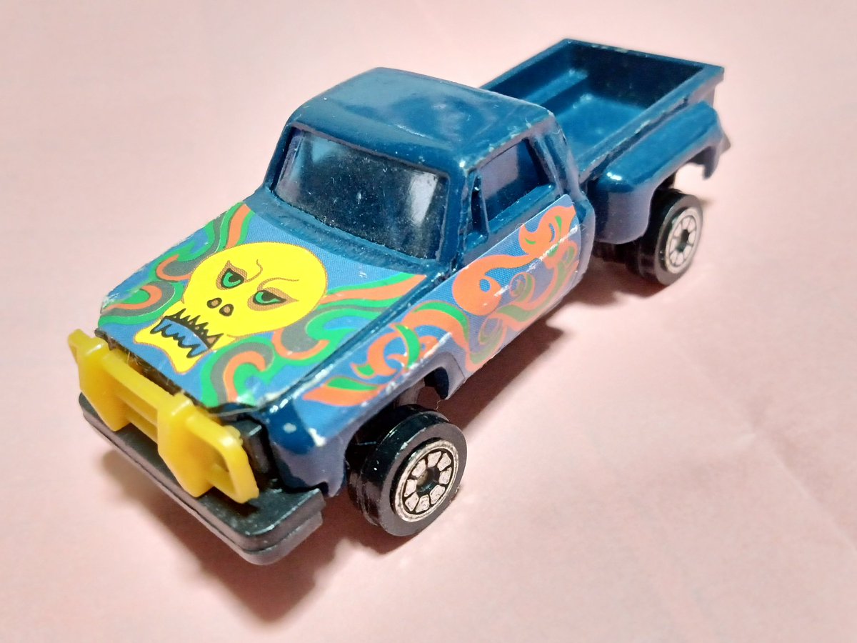 TC343mi_ni_car's tweet photo. FAIE
#CHEVROLET #STEPSIDE
*シャーシの CORVETTE の文字は削除
#チープミニカー #ミニカー
#faie #フェイエ
(2020/10/23本オフ八木) https://t.co/Z27okDJ89x