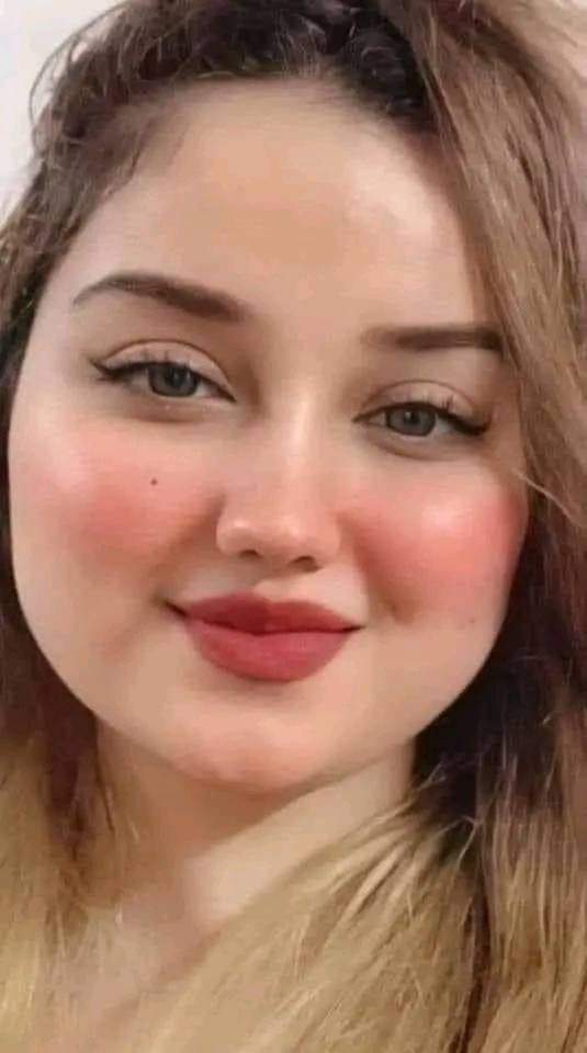 ماتت الرغبة في المبادرة  والإهتمام 
لم تعد تغرينا كلمة  ... أحبك ...
ولم نعد نصدق مقولة   ...إشتقت لك ...
فهي  لم تعد تستخدم إلا  في فراغ الأوقات  !!!