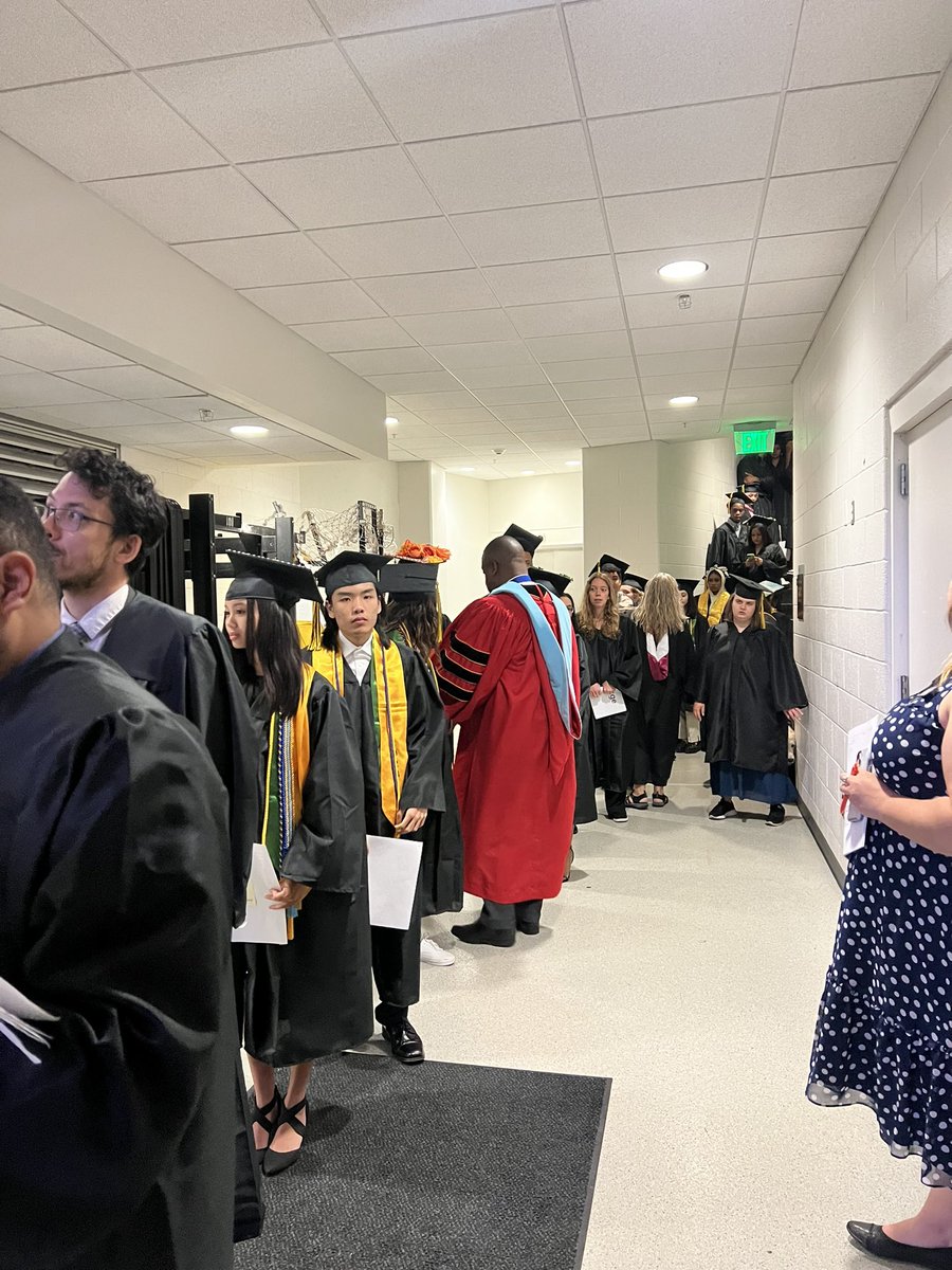 Sandra Schmidt tweet media