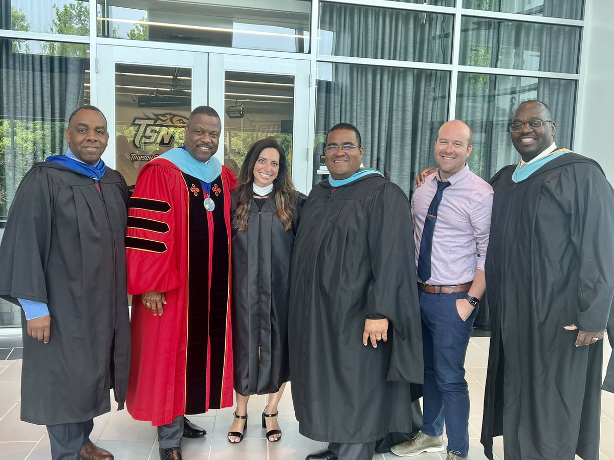 Sandra Schmidt tweet media