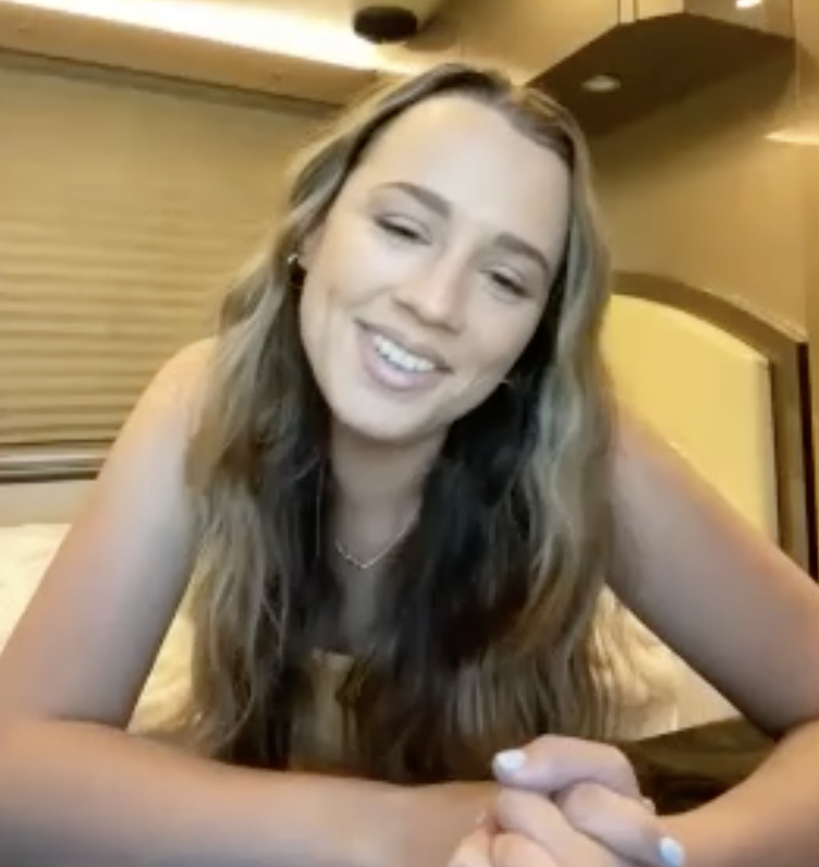 bobbybonesshow's tweet image. .@GabbyBarrett_ is on with us from her tour bus! She's sharing the inspiration behind her kids' names, what it was like growing up in a big family &amp;amp; the song she wrote with @mirandalambert! 

Listen here: iheart.com/live/iheartcou…