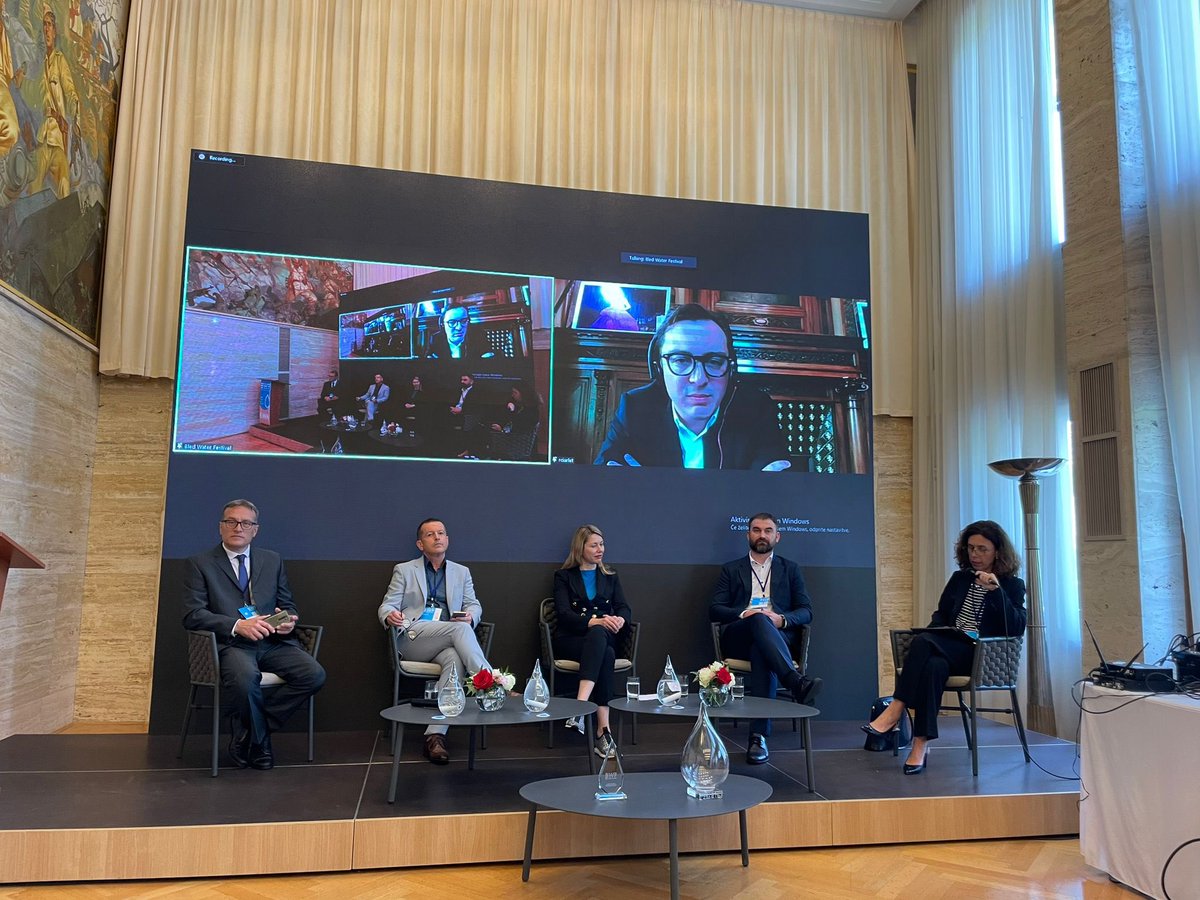 YFleret's tweet photo. Olivier Camp notre CEO, est présent en tant qu’intervenant au Bled Water Festival en Slovénie concernant la sécurité et la qualité de l’eau. 
2 jours d’échanges afin d’indenfier les problématiques dû au #RechauffementClimatique et les solutions proposées. https://t.co/1SAhzWYo1C