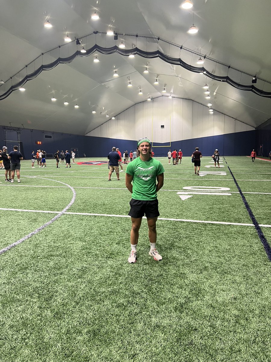 Thank you to <a href="/StonyBrookFB/">Stony Brook Football</a> <a href="/_CoachWarner/">𝙏𝙍𝙀𝙑𝙊𝙍 𝙒𝘼𝙍𝙉𝙀𝙍</a> and <a href="/coach_weaver/">Coach Diamond Weaver</a> for having our to camp yesterday!
