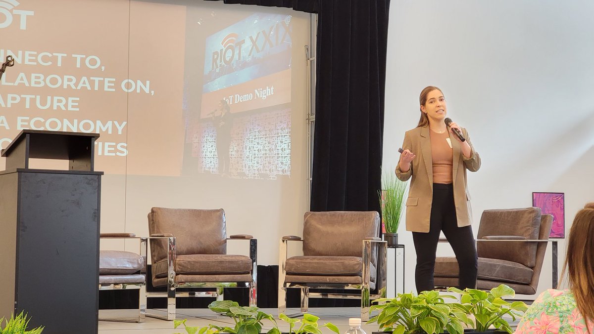 The <a href="/RIoTonSocial/">RIoT</a> pitch competition at the <a href="/GigEast/">Gig East</a> Summit is under way!